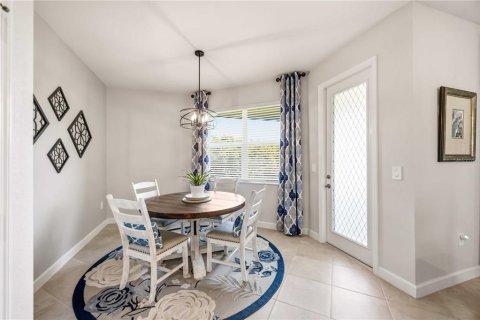 Villa ou maison à vendre à Englewood, Floride: 4 chambres, 208.01 m2 № 2361099 - photo 10