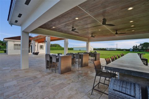 Villa ou maison à vendre à Miami, Floride: 7 chambres, 499.26 m2 № 1965534 - photo 25