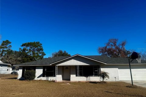 Villa ou maison à Ocala, Floride 3 chambres, 146.04 m2 № 2151067