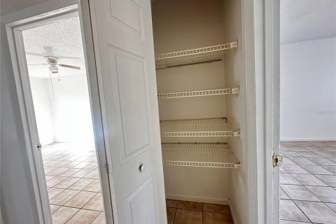 Villa ou maison à louer à Ocala, Floride: 3 chambres, 146.04 m2 № 2151067 - photo 15