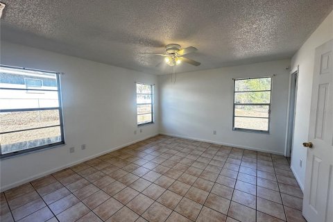 Villa ou maison à louer à Ocala, Floride: 3 chambres, 146.04 m2 № 2151067 - photo 10