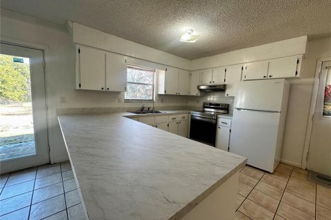 Villa ou maison à louer à Ocala, Floride: 3 chambres, 146.04 m2 № 2151067 - photo 19