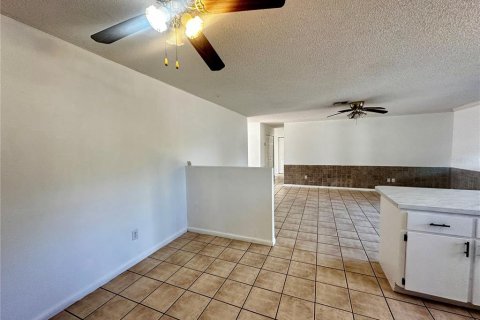 Villa ou maison à louer à Ocala, Floride: 3 chambres, 146.04 m2 № 2151067 - photo 21