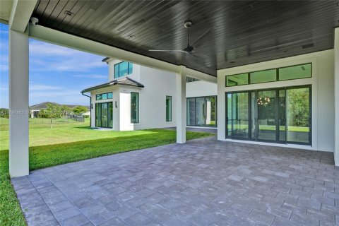 House in Southwest Ranches, Florida 6 bedrooms, 754.37 sq.m. № 1689311 - photo 28