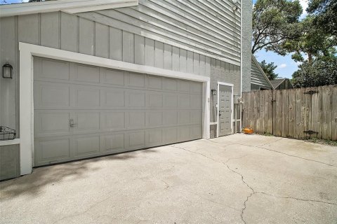 House in Mount Dora, Florida 5 bedrooms, 236.16 sq.m. № 1796804 - photo 30