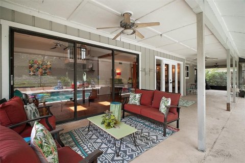 House in Mount Dora, Florida 5 bedrooms, 236.16 sq.m. № 1796804 - photo 24