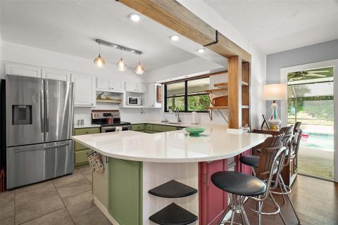 House in Mount Dora, Florida 5 bedrooms, 236.16 sq.m. № 1796804 - photo 9