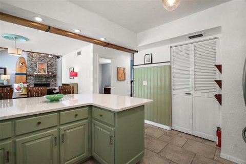 House in Mount Dora, Florida 5 bedrooms, 236.16 sq.m. № 1796804 - photo 12