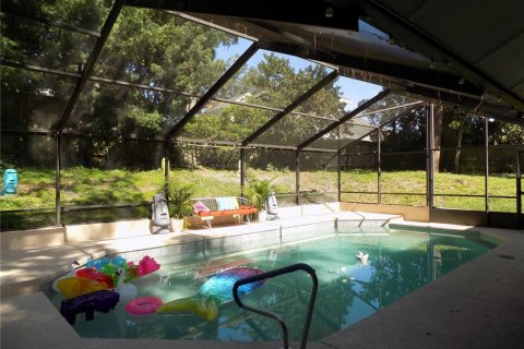 House in Mount Dora, Florida 5 bedrooms, 236.16 sq.m. № 1796804 - photo 3