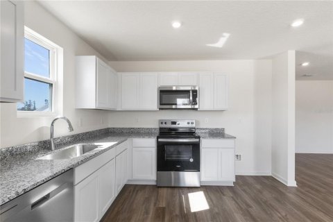 House in Palm Coast, Florida 3 bedrooms, 131.55 sq.m. № 1404823 - photo 3