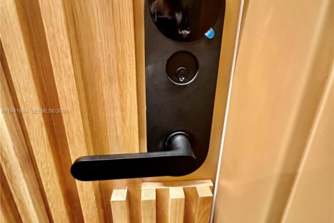 Купить кондоминиум в Майами-Бич, Флорида 1 спальня, 68.56м2, № 1998733 - фото 9