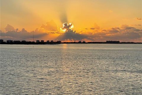 Copropriété à louer à Sarasota, Floride: 2 chambres, 239.69 m2 № 1428758 - photo 25