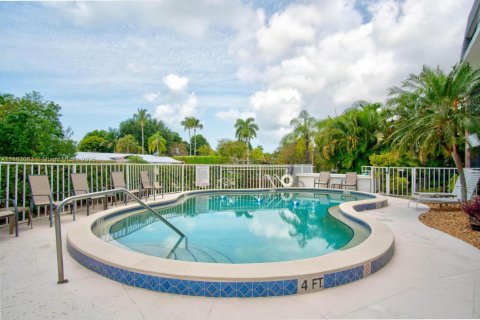 Condominio en venta en Naples, Florida, 2 dormitorios № 1891527 - foto 19