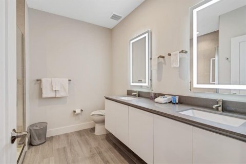 Touwnhouse à vendre à Clermont, Floride: 4 chambres, 174.93 m2 № 554785 - photo 23