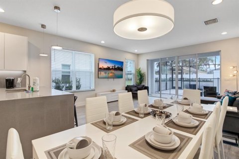 Touwnhouse à vendre à Clermont, Floride: 4 chambres, 174.93 m2 № 554785 - photo 8