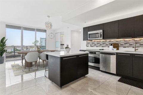 Condominio en venta en Miami, Florida, 2 dormitorios, 100.98 m2 № 1982049 - foto 5