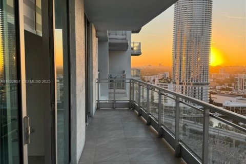 Condominio en venta en Miami, Florida, 2 dormitorios, 100.98 m2 № 1982049 - foto 28