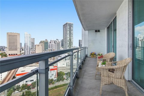 Condominio en venta en Miami, Florida, 2 dormitorios, 100.98 m2 № 1982049 - foto 12