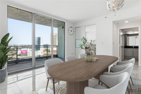 Condominio en venta en Miami, Florida, 2 dormitorios, 100.98 m2 № 1982049 - foto 10