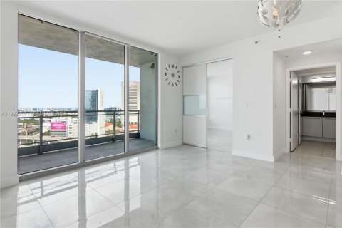 Condominio en venta en Miami, Florida, 2 dormitorios, 100.98 m2 № 1982049 - foto 9
