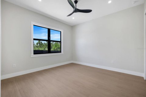 Casa en venta en Port Charlotte, Florida, 4 dormitorios, 211.54 m2 № 2198247 - foto 22