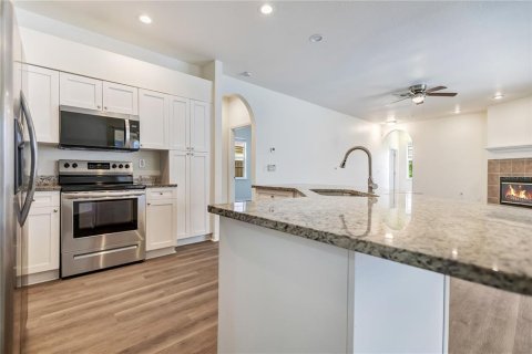 Casa en venta en Tampa, Florida, 4 dormitorios, 202.43 m2 № 2208627 - foto 10