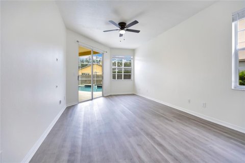 Casa en venta en Tampa, Florida, 4 dormitorios, 202.43 m2 № 2208627 - foto 7