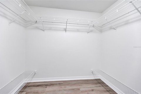 Casa en venta en Tampa, Florida, 4 dormitorios, 202.43 m2 № 2208627 - foto 15