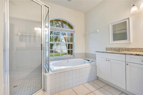 Casa en venta en Tampa, Florida, 4 dormitorios, 202.43 m2 № 2208627 - foto 17