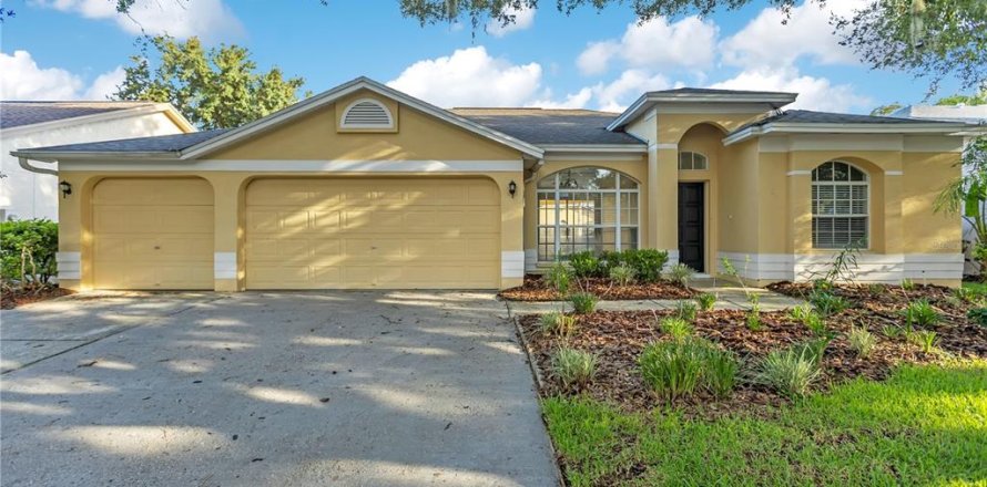 Casa en Tampa, Florida 4 dormitorios, 202.43 m2 № 2208627