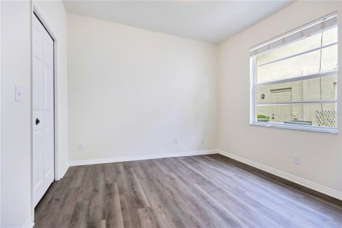 Casa en venta en Tampa, Florida, 4 dormitorios, 202.43 m2 № 2208627 - foto 20