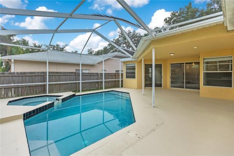 Casa en venta en Tampa, Florida, 4 dormitorios, 202.43 m2 № 2208627 - foto 25
