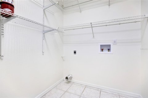 Casa en venta en Tampa, Florida, 4 dormitorios, 202.43 m2 № 2208627 - foto 14