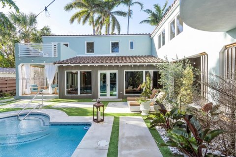 Casa en alquiler en Miami Beach, Florida, 5 dormitorios, 566.05 m2 № 1926241 - foto 20