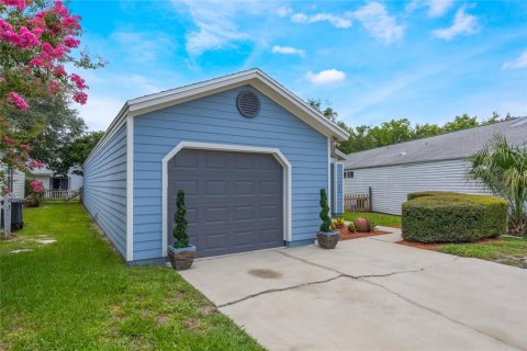 House in Sanford, Florida 3 bedrooms, 119.01 sq.m. № 1777415 - photo 3