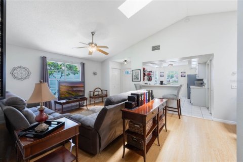House in Sanford, Florida 3 bedrooms, 119.01 sq.m. № 1777415 - photo 16