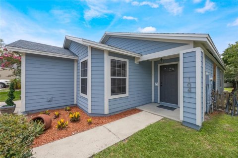 House in Sanford, Florida 3 bedrooms, 119.01 sq.m. № 1777415 - photo 5