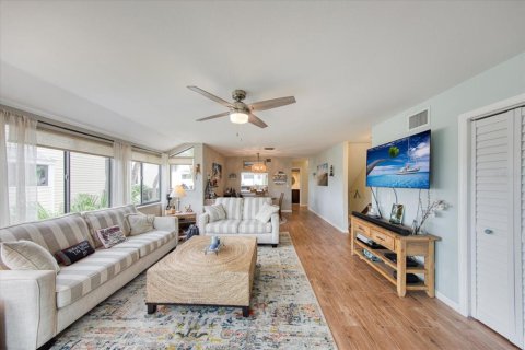 Adosado en alquiler en Tarpon Springs, Florida, 2 dormitorios, 113.34 m2 № 1869421 - foto 8