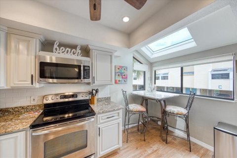 Adosado en alquiler en Tarpon Springs, Florida, 2 dormitorios, 113.34 m2 № 1869421 - foto 14