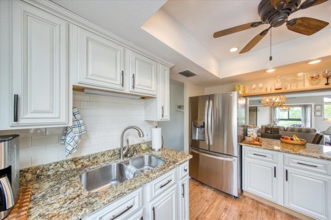 Adosado en alquiler en Tarpon Springs, Florida, 2 dormitorios, 113.34 m2 № 1869421 - foto 13
