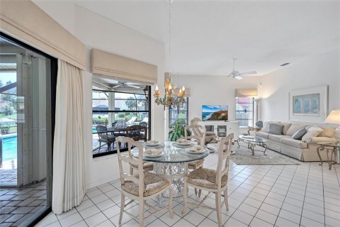 House in Nokomis, Florida 3 bedrooms, 185.9 sq.m. № 2203321 - photo 25