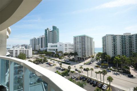 Condominio en venta en Hollywood, Florida, 2 dormitorios, 117.99 m2 № 2154939 - foto 7