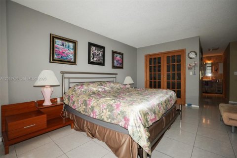 Condominio en venta en Hollywood, Florida, 2 dormitorios, 117.99 m2 № 2154939 - foto 17