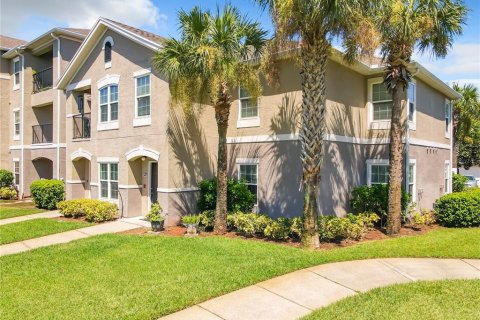 Condominio en alquiler en Orlando, Florida, 3 dormitorios, 119.47 m2 № 1881039 - foto 1