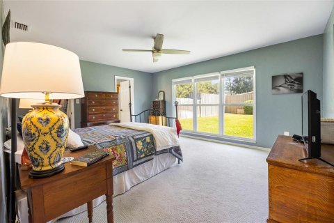House in Ocala, Florida 4 bedrooms, 213.77 sq.m. № 2122027 - photo 20