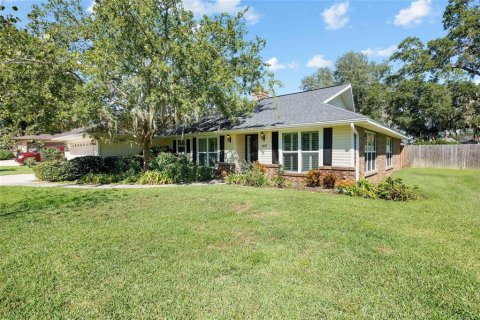 House in Ocala, Florida 4 bedrooms, 213.77 sq.m. № 2122027 - photo 5