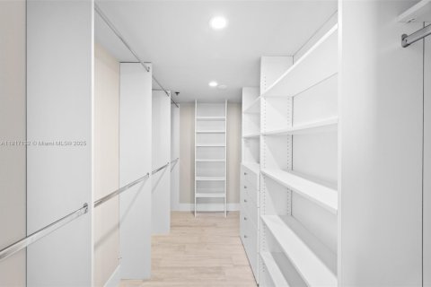 Copropriété à vendre à Coral Gables, Floride: 3 chambres, 159.14 m2 № 1972162 - photo 21