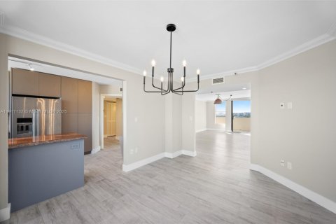 Copropriété à vendre à Coral Gables, Floride: 3 chambres, 159.14 m2 № 1972162 - photo 15