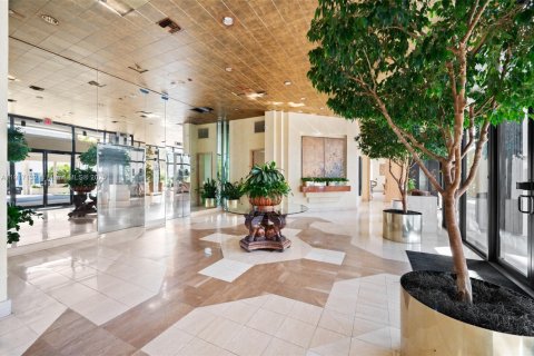 Copropriété à vendre à Coral Gables, Floride: 3 chambres, 159.14 m2 № 1972162 - photo 3