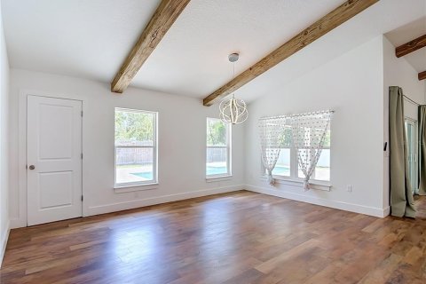 Villa ou maison à vendre à Weeki Wachee, Floride: 4 chambres, 211.54 m2 № 2310582 - photo 17